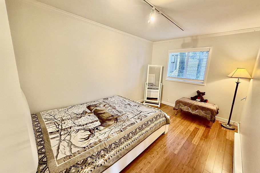 1876 Beaulynn Place North Vancouver, BC - 15