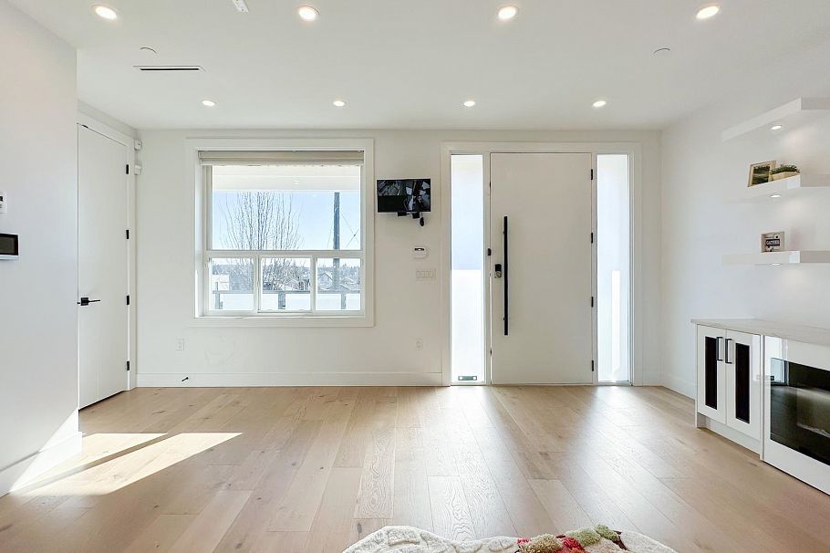 2723 Turner Street Vancouver, BC - 1