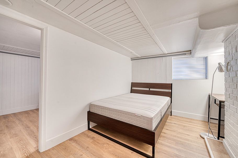 4377 W 12th Avenue Vancouver, BC - 28