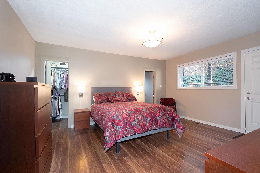 2341 Panorama Drive North Vancouver, BC - 17