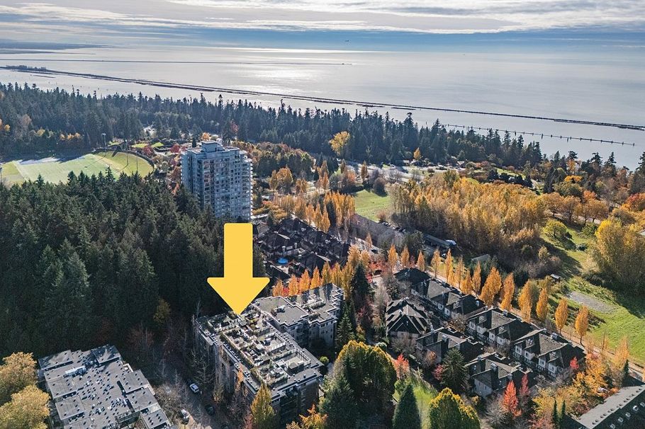 204 6333 Larkin Drive Vancouver, BC - 2