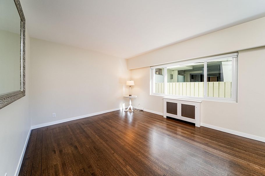 106 1972 Robson Street Vancouver, BC - 14