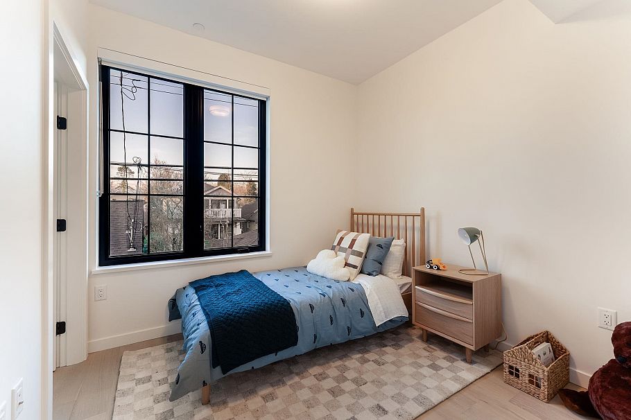 197 W King Edward Ave Street Vancouver, BC - 19