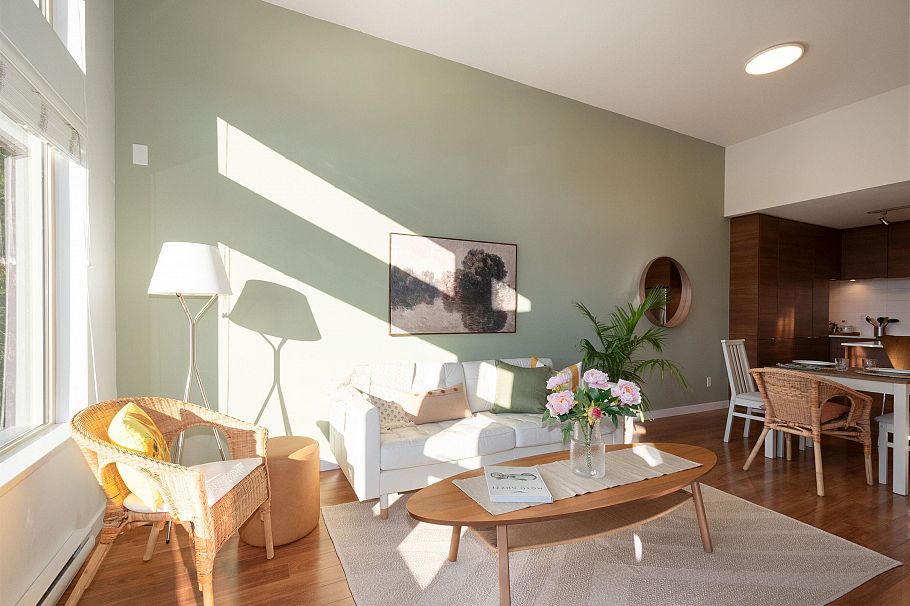 507 1677 Lloyd Avenue North Vancouver, BC - 11