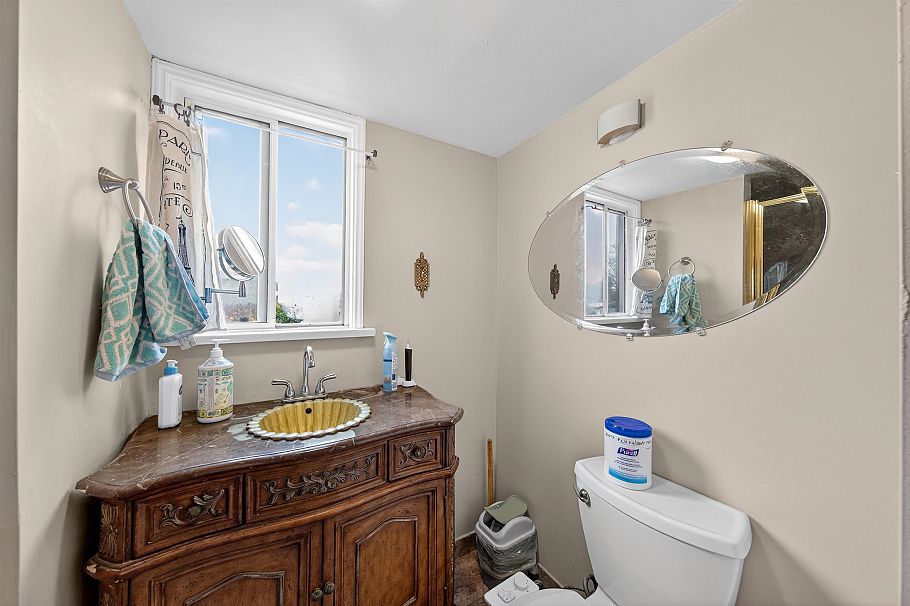 5765 Quebec Street Vancouver, BC - 12