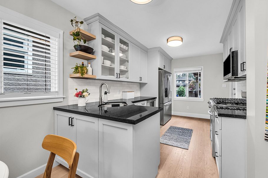 2690 Kitchener Street Vancouver, BC - 6