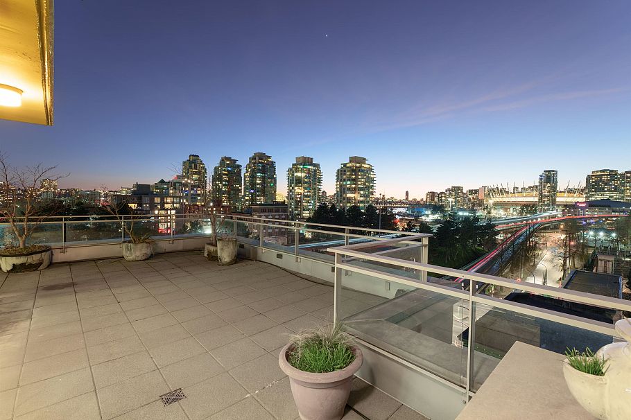 801 221 Union Street Vancouver, BC - 34