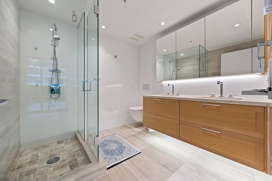 210 7128 Adera Street Vancouver, BC - 21