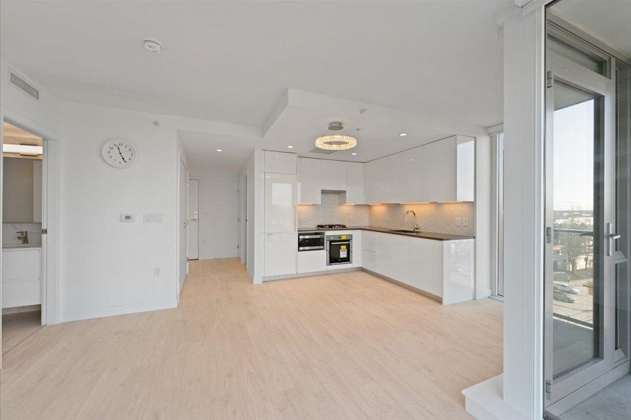 410 8138 Fraser Street Vancouver, BC - 12