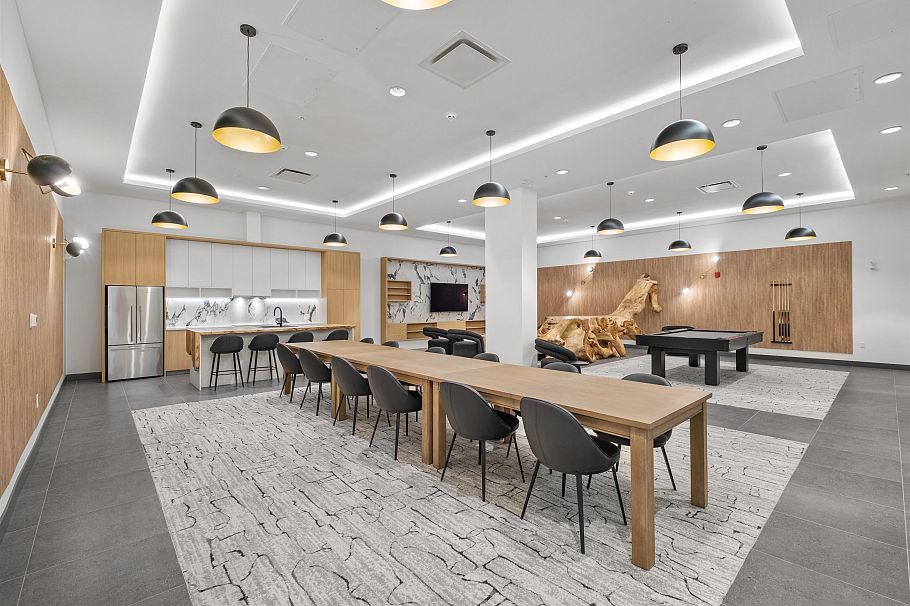 553 422 E 3rd Street North Vancouver, BC - 18