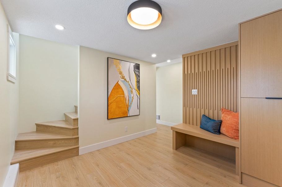 2518 Swinburne Avenue North Vancouver, BC - 3