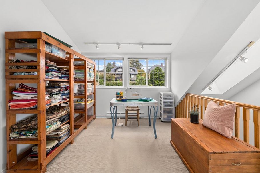 723 E 4th Street North Vancouver, BC - 20