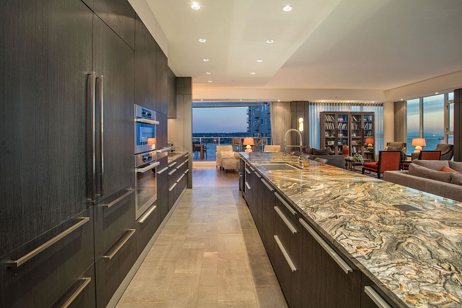 2101 1221 Bidwell Street Vancouver, BC - 10