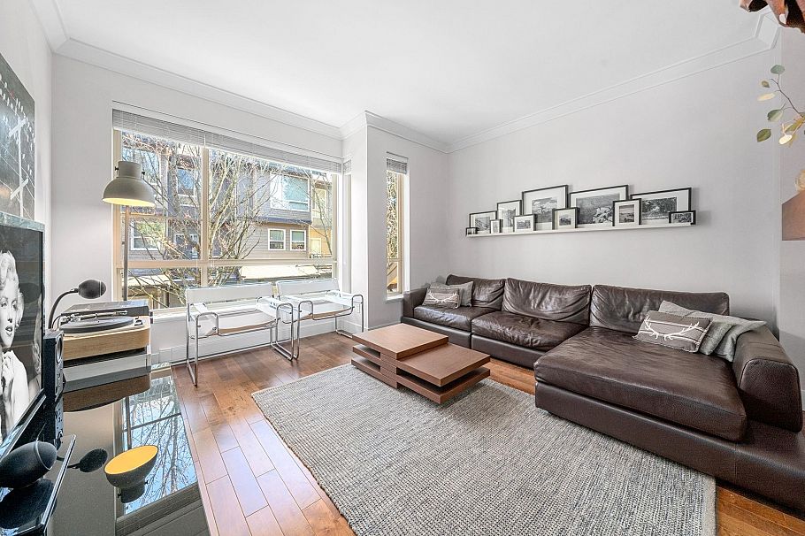 5 897 Premier Street North Vancouver, BC - 6