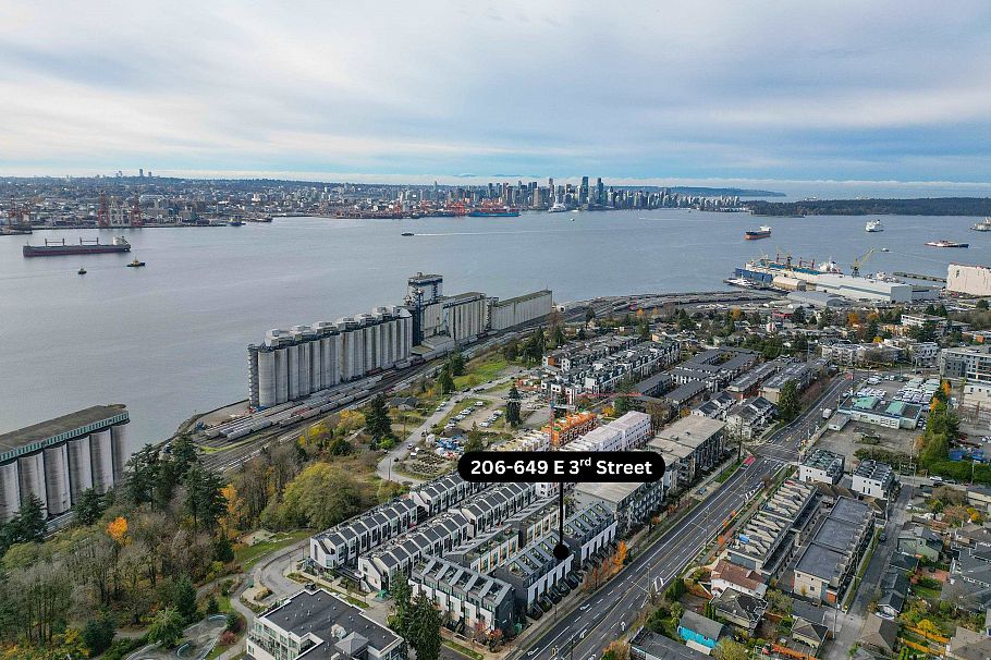 206 649 E 3rd Street North Vancouver, BC - 39
