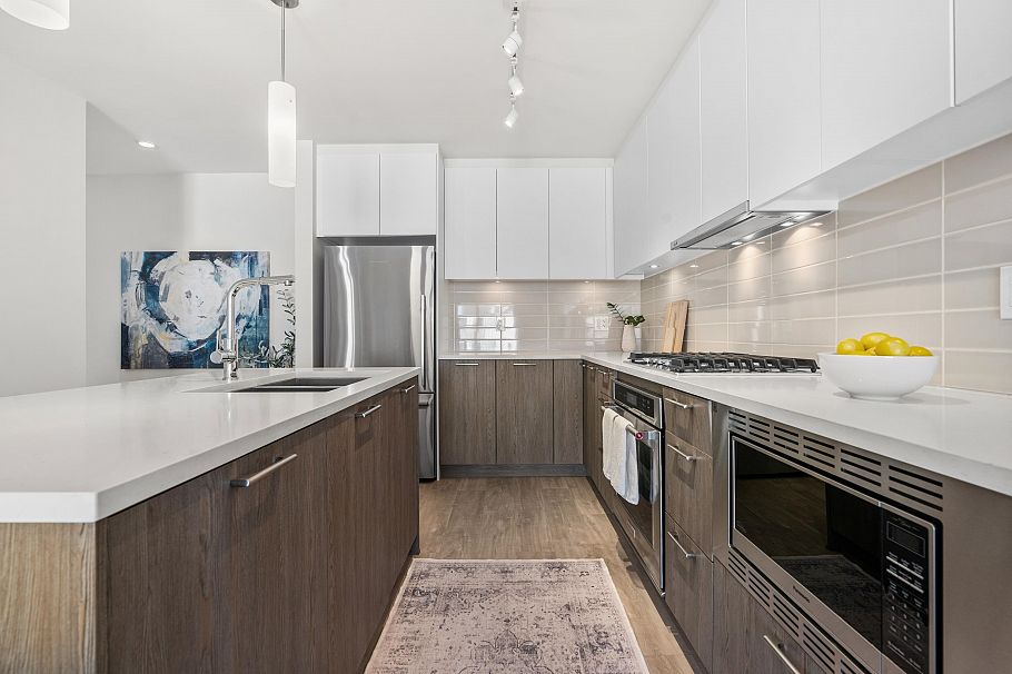 205 615 E 3rd Street North Vancouver, BC - 9