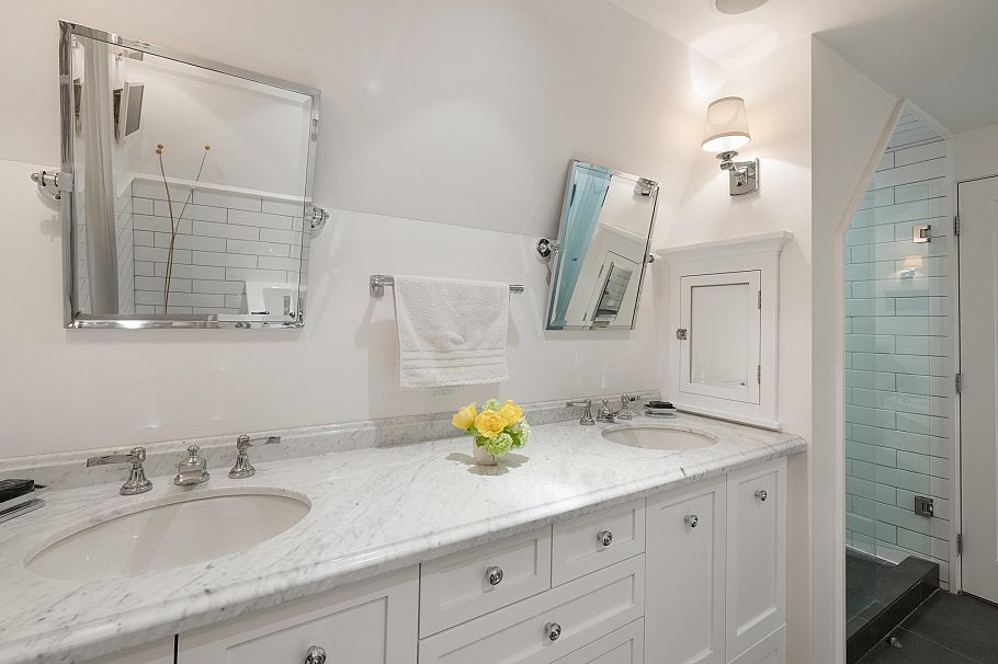 402 Brand Street North Vancouver, BC - 31