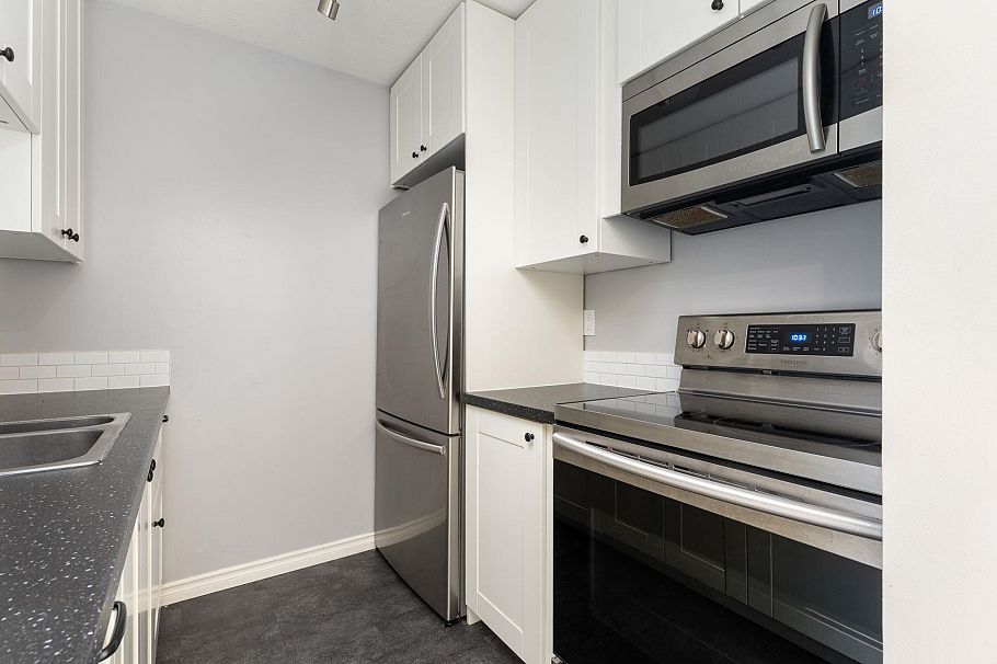 215 830 E 7th Avenue Vancouver, BC - 13