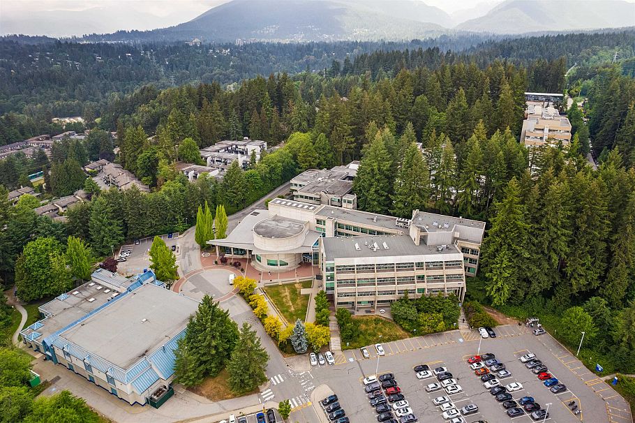 869 Seymour Boulevard North Vancouver, BC - 33