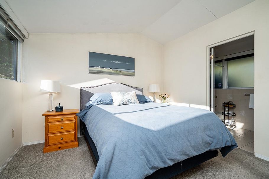 4862 Queensland Road Vancouver, BC - 16