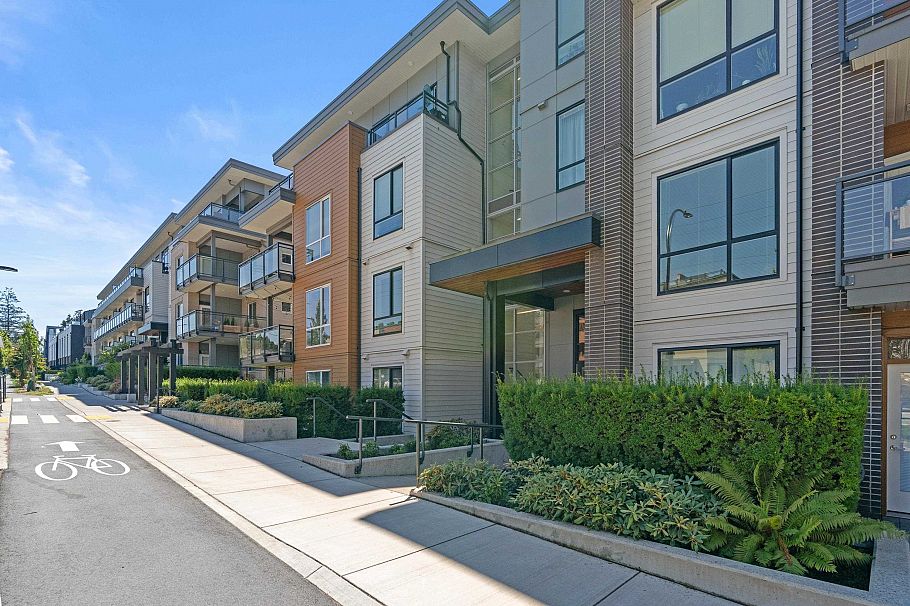 205 615 E 3rd Street North Vancouver, BC - 33