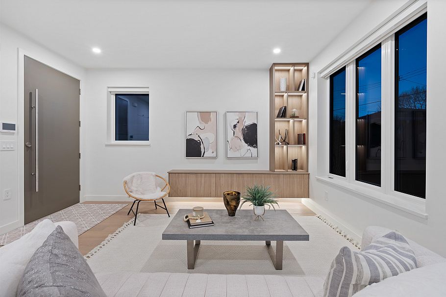 2 2253 Grant Street Vancouver, BC - 4