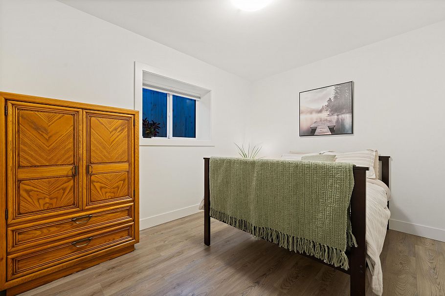 336 E Keith Road North Vancouver, BC - 29