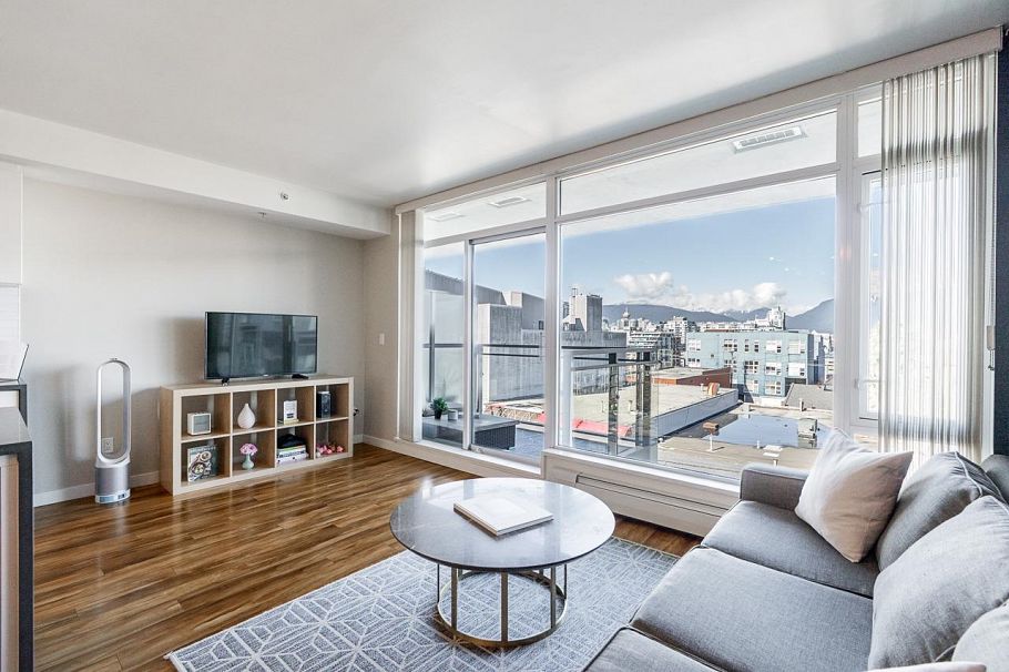 622 289 E 6th Avenue Vancouver, BC - 2