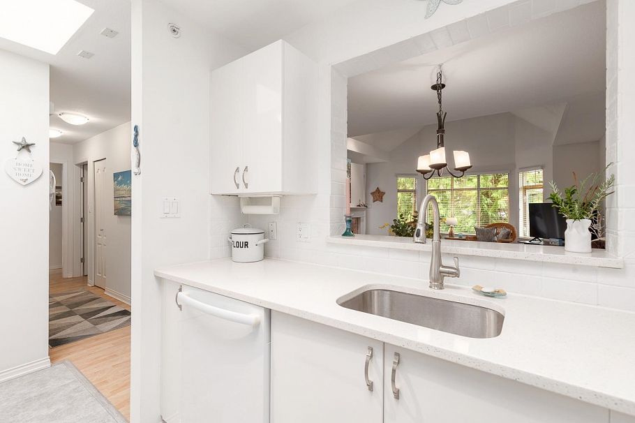 504 2059 Chesterfield Avenue North Vancouver, BC - 10