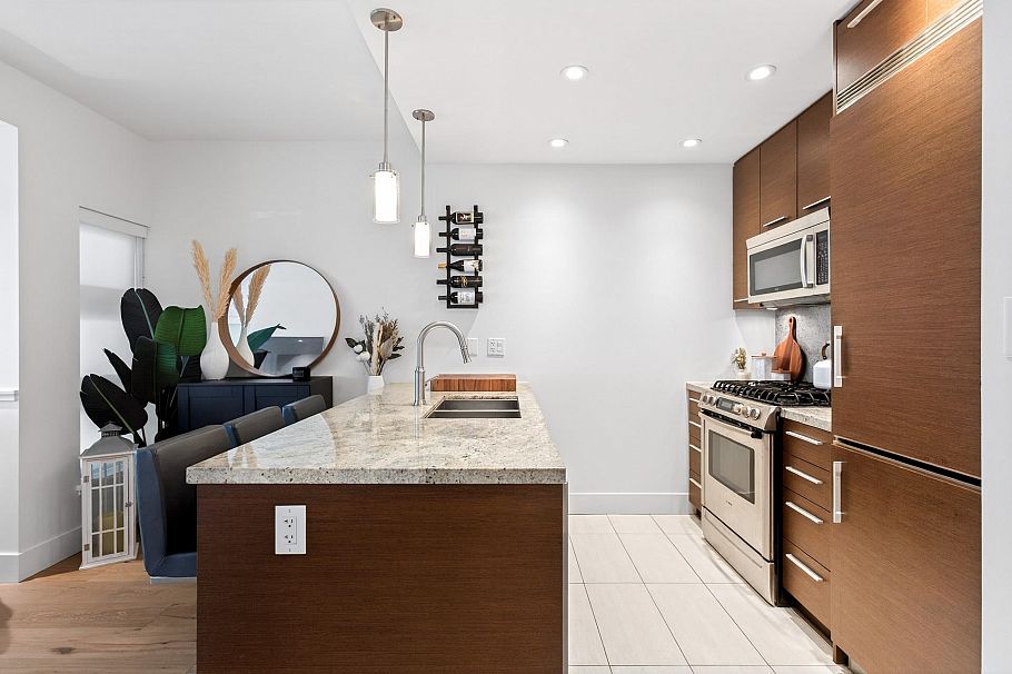 2538 Maple Street Vancouver, BC - 15