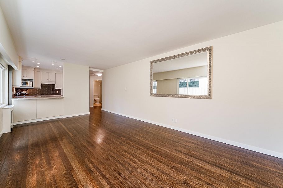 106 1972 Robson Street Vancouver, BC - 16