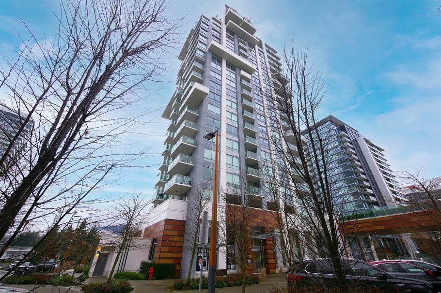 704 1675 Lions Gate Lane North Vancouver, BC - 1