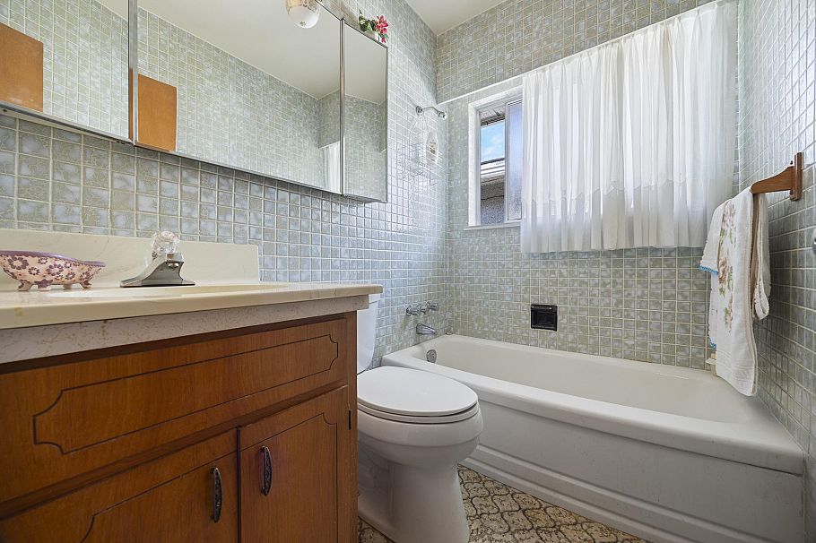 5131 Ann Street Vancouver, BC - 12