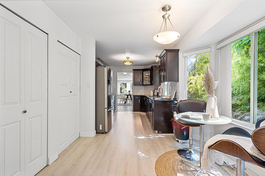 869 Seymour Boulevard North Vancouver, BC - 17