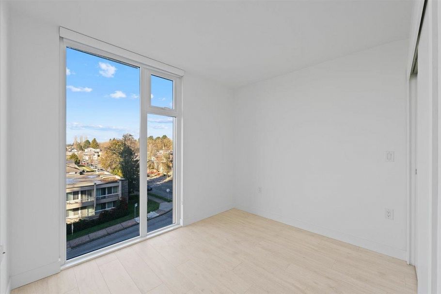 410 8138 Fraser Street Vancouver, BC - 18