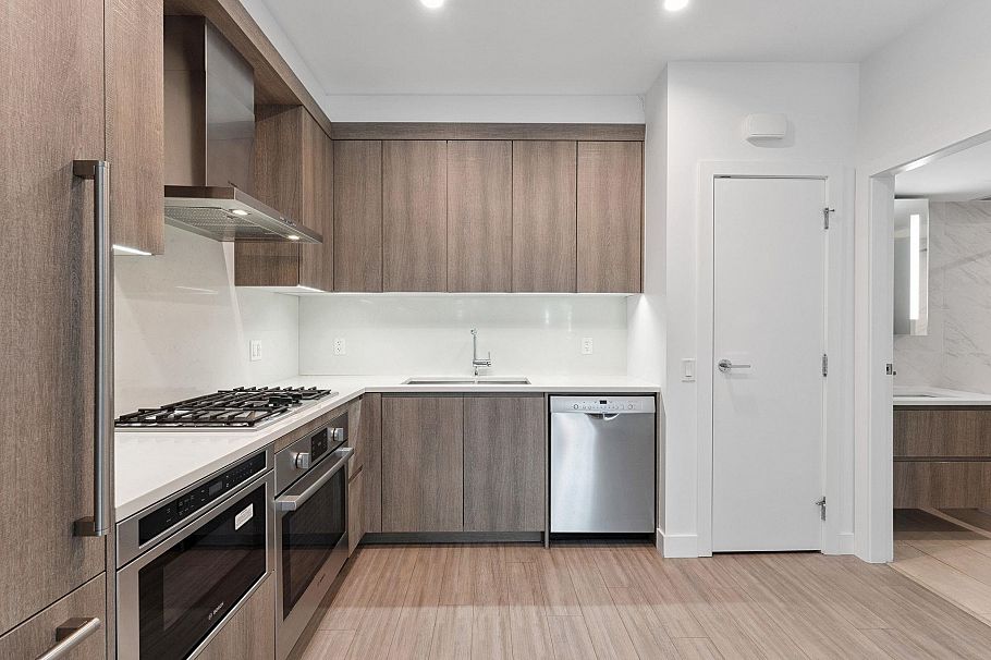 119 2060 Curling Road North Vancouver, BC - 13