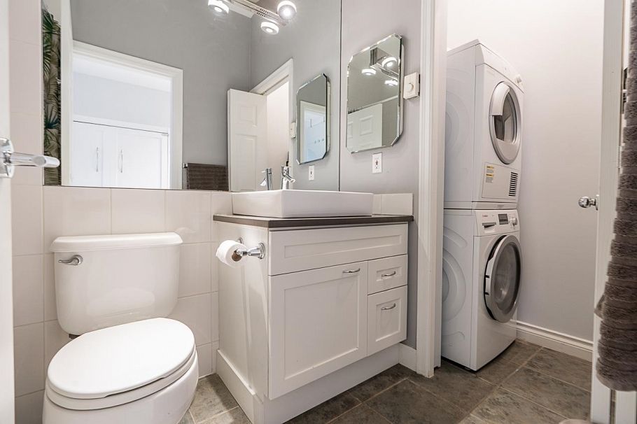 108 131 W 3rd Street North Vancouver, BC - 23