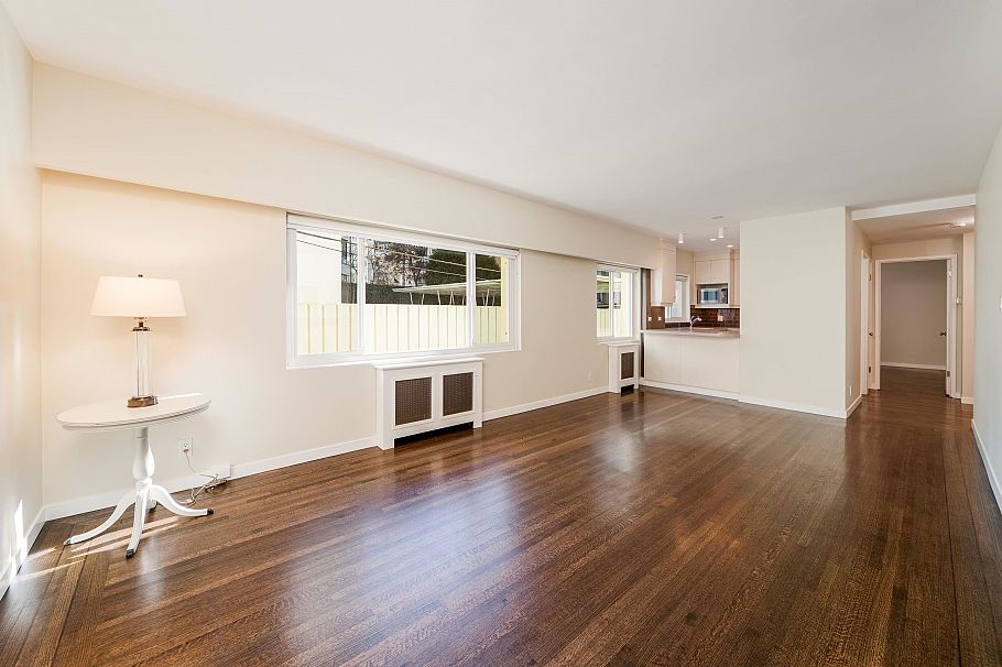 106 1972 Robson Street Vancouver, BC - 10