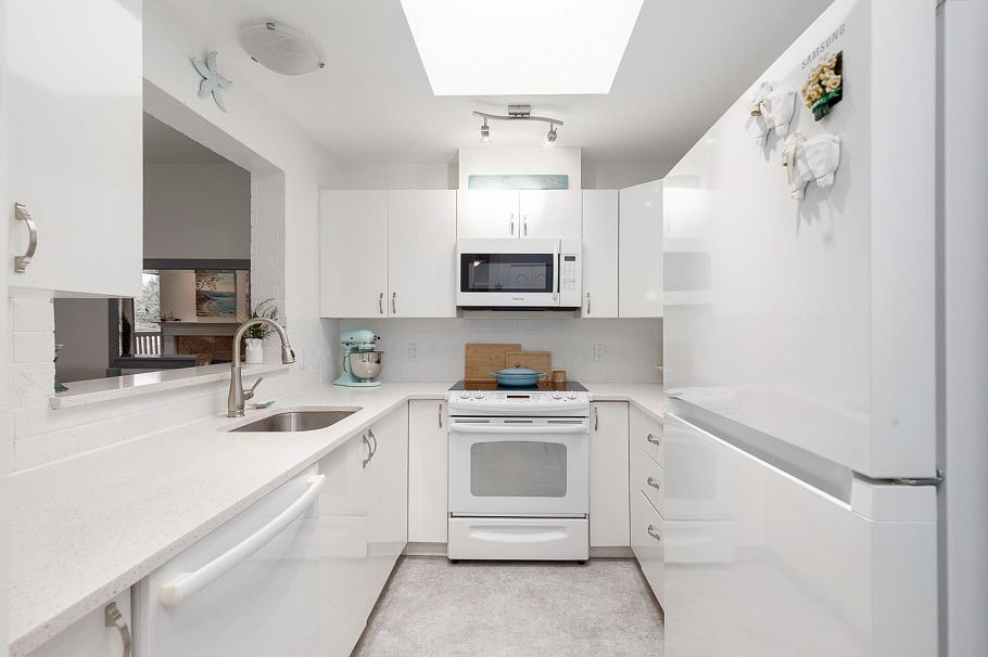 504 2059 Chesterfield Avenue North Vancouver, BC - 9