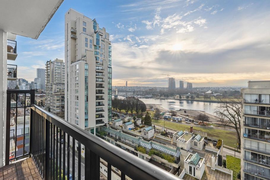 808 1330 Harwood Street Vancouver, BC - 5