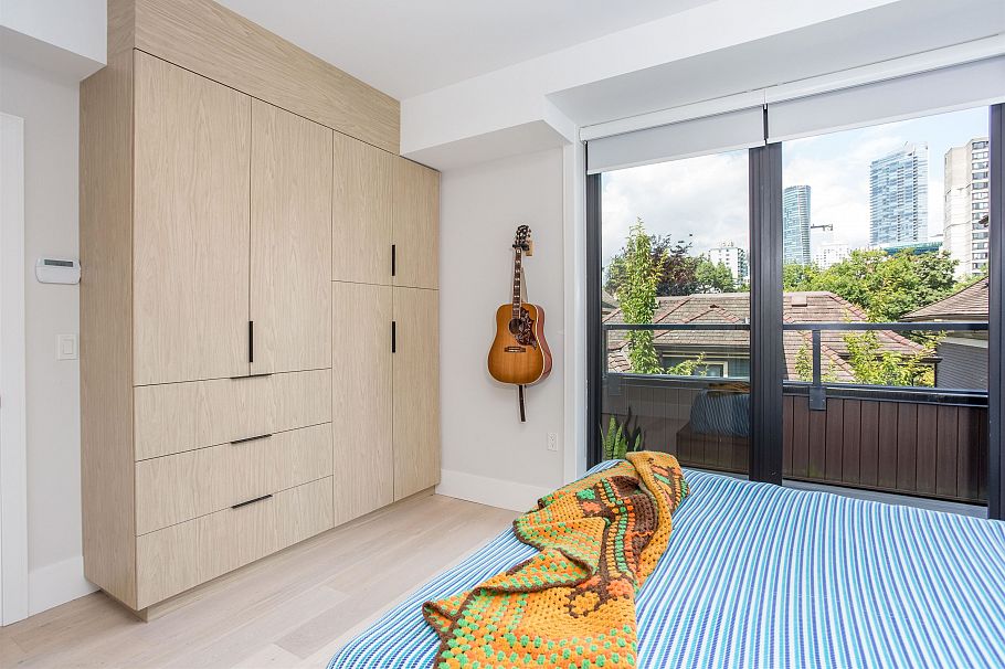 2 1152 Comox Street Vancouver, BC - 15