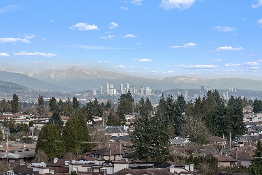 1703 3663 Crowley Drive Vancouver, BC - 6