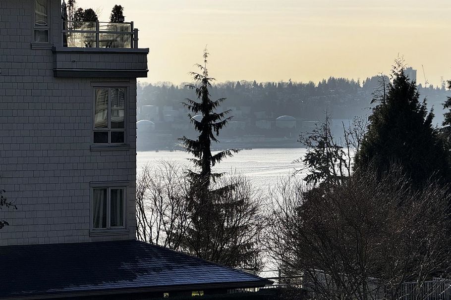 580 Raven Woods Drive North Vancouver, BC - 39