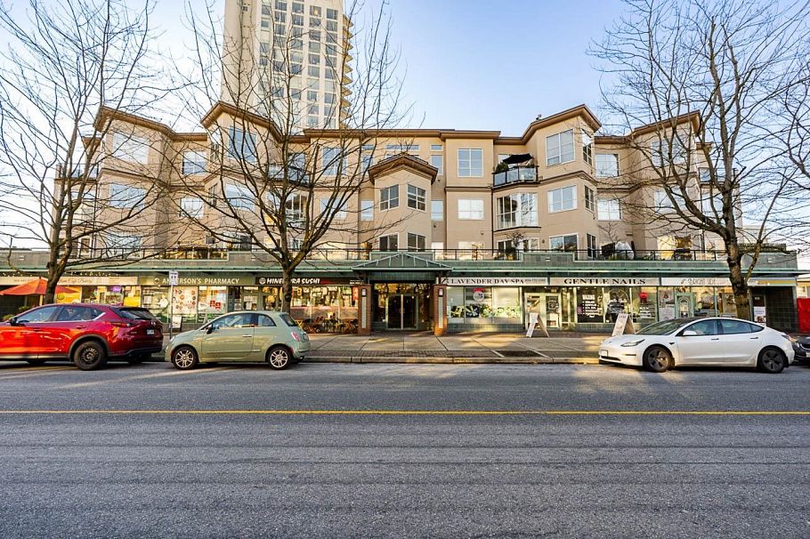 108 131 W 3rd Street North Vancouver, BC - 29
