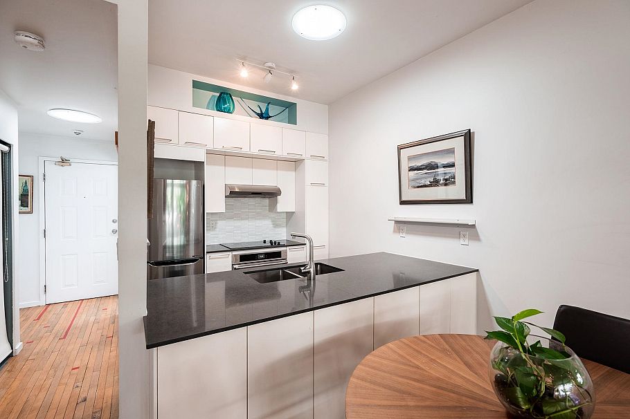 303 700 E Pender Street Vancouver, BC - 12