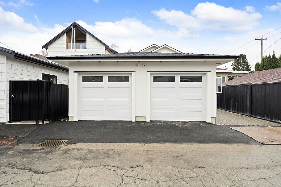 2793 W 21st Avenue Vancouver, BC - 34