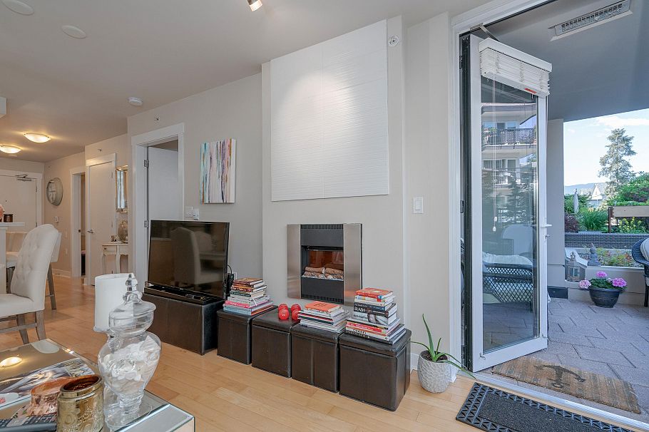 302 160 W 3rd Street North Vancouver, BC - 6