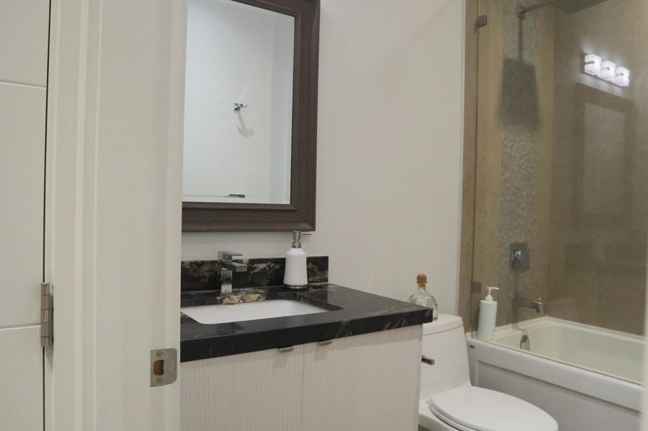 4365 Mountain Highway North Vancouver, BC - 39