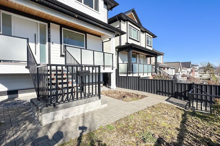 2723 Turner Street Vancouver, BC - 38