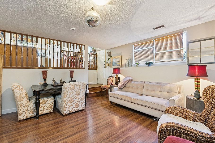 875 Porteau Place North Vancouver, BC - 15